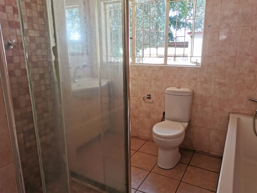 5 Bedroom Property for Sale in Boschfontein A H North West